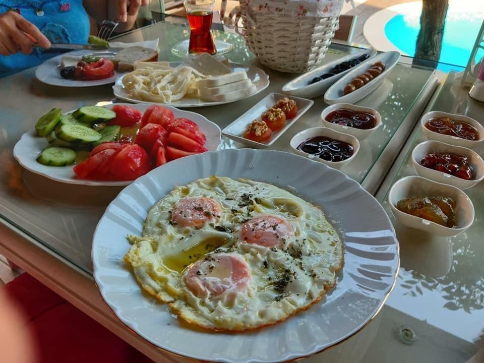 Dardanos Pension Hamidiye Bagian luar foto